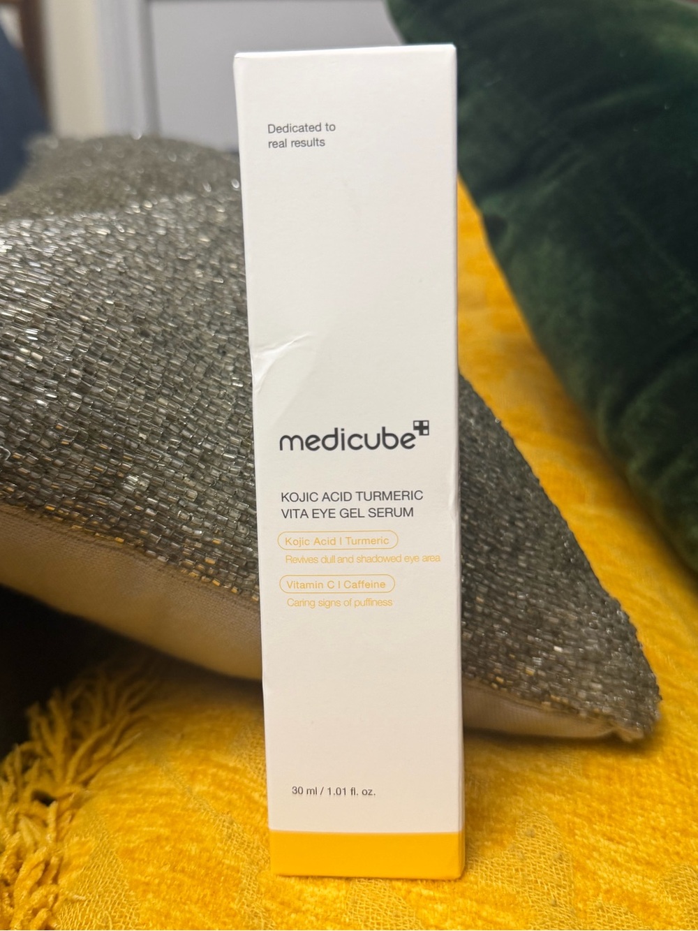 NEW medicube Eye Gel Serum Kojic Acid Turmeric Vitamin C Caffeine 30ml and
